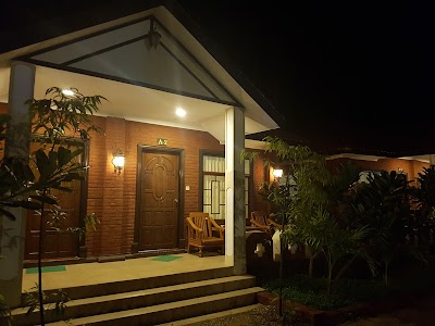 Photos of Shwe Sin Win Garden