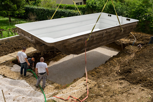 Photo de Fred Piscines - Pisciniste 44 Nantes : Construction, Rénovation, Maintenance, Dépannage et Entretien à Nantes (44000;44100;44200;44300)