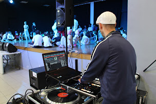 Photo n°6 de Dj S Animation à Pelousey (Disc-jockey)
