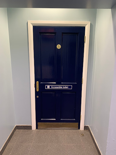 Oxshott - Visual