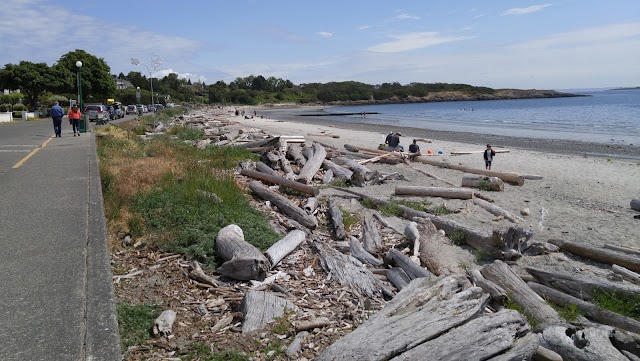 Willows Beach
