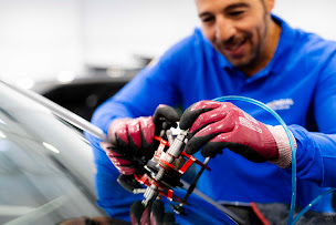 Photo n°10 de Mondial Pare-Brise - Point Relais à Sézanne (Garage automobile)