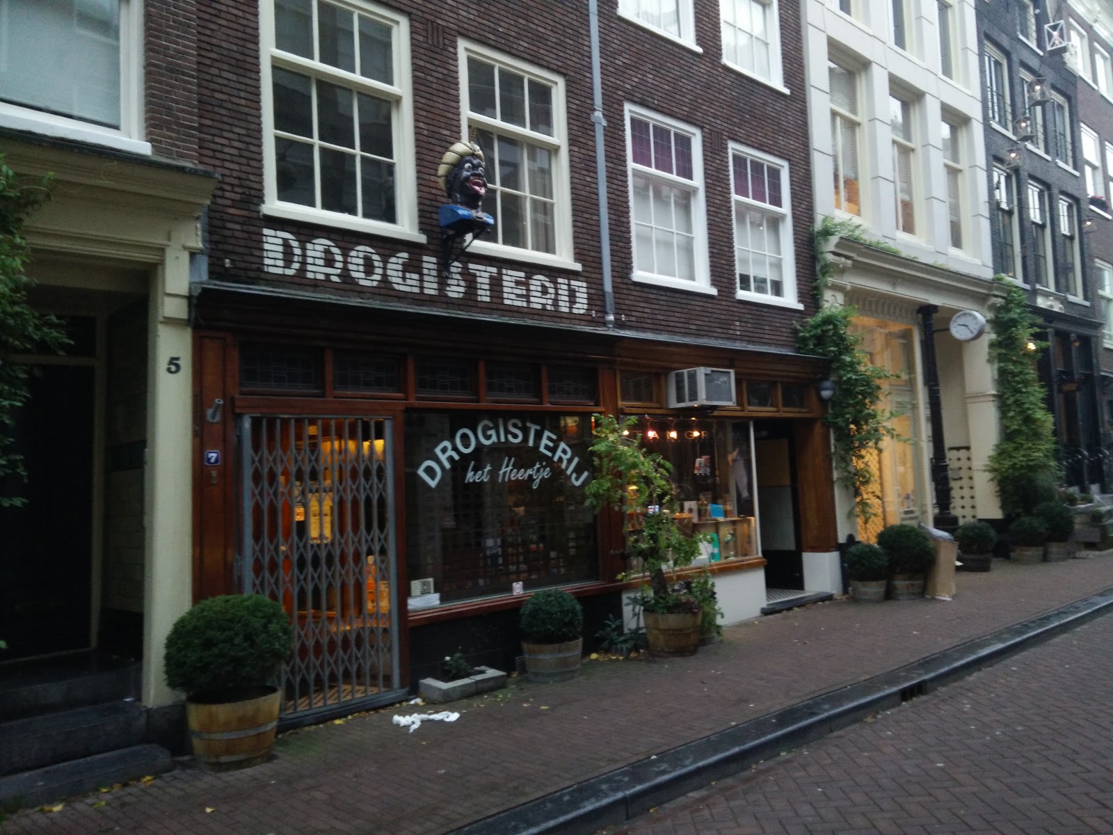 Ik zie je morgen Aarde Eekhoorn Drogisterij Het Heertje Amsterdam - indebuurt Amsterdam