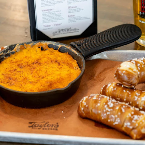 Taylor's BBQ by null