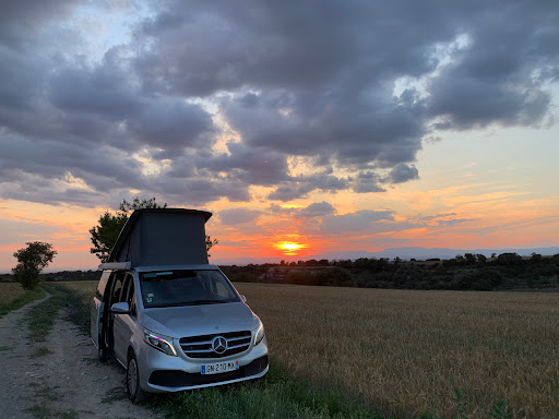 Van-Away Montpellier - Location de vans aménagés - Thumbnail