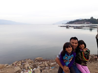 Photos of Warkop Panorama I Panatapan PARAPAT