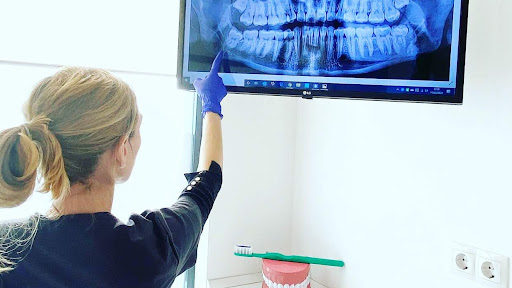 Clínica Dental Nelken