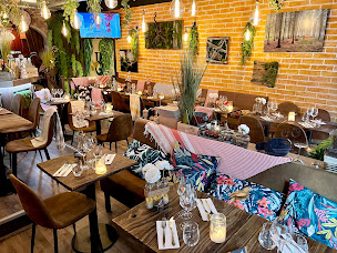 Photo n°10 de Garden Bistro - Restaurant Français Rue Mercière à Lyon (Bar lounge)