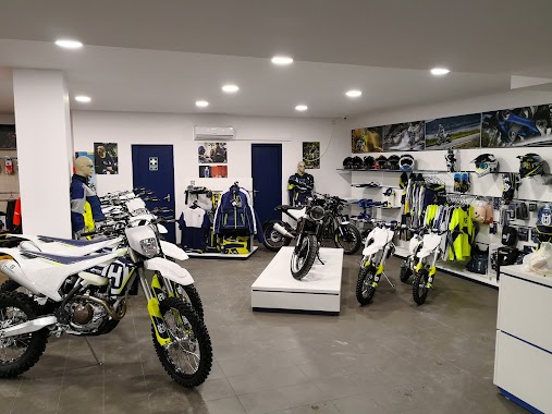 Husqvarna Maurer márkakereskedés, Author: Husqvarna motorkerékpárok hivatalos márkakereskedés