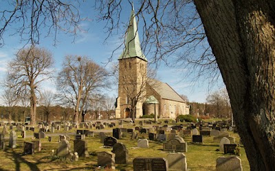 Photos of Tune church