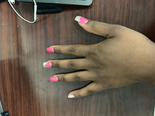 Brown Deer Nails - Thumbnail
