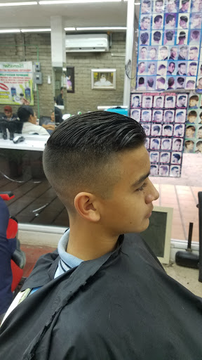 Peluquería y Barbería Mario