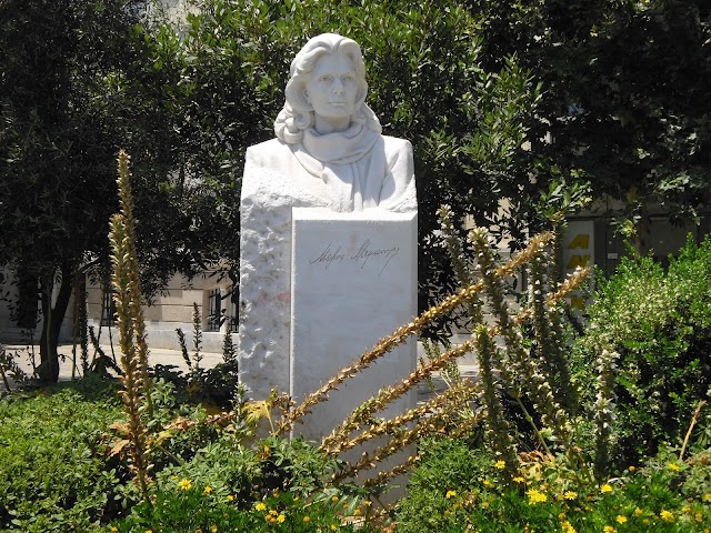Melina Mercouri Monument