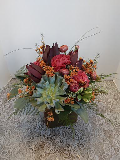 Country Touch Floral - Thumbnail