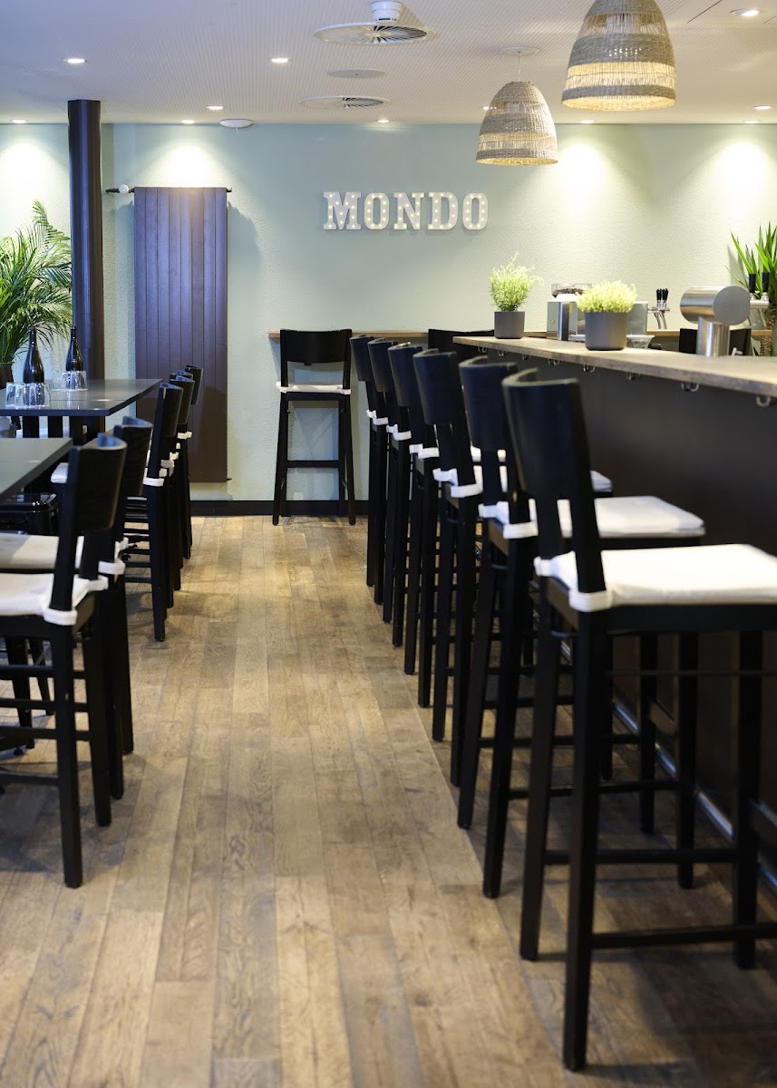 Mondo Bistro — photo 1