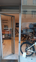 Photo n°6 de VéloTech Lyon Ouest à Lyon (Magasin de réparation de vélos)