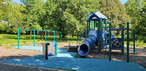 Wisconsin Avenue Park Gallery - United States
