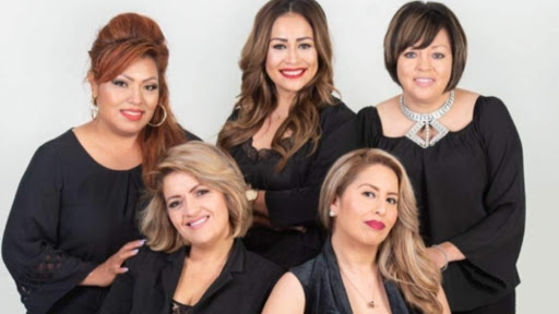 Five scissors salon