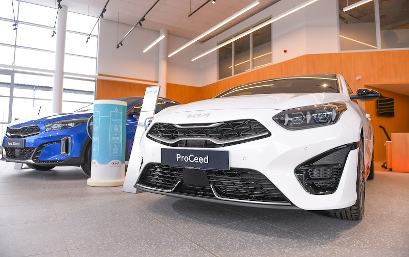 Hendy Kia Bournemouth photo 3