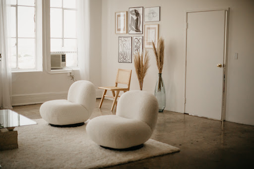 DTLA VISUALS PHOTO STUDIO