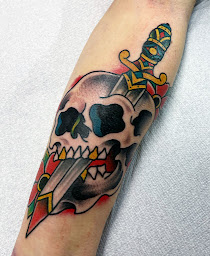 Photo n°18 de Valentin Blasterz - Stop Crying Tattoo Shop à Grenoble (Tatoueur)