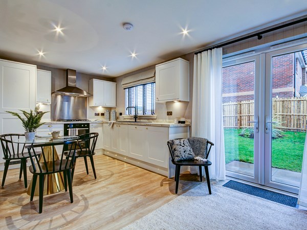 Persimmon Homes Fairfields photo 3