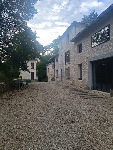 Photo de Hôtel Domaine de Roullet à Roullet (16440)