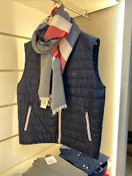 Photo n°9 de Marchand Frères à Carvin (Magasin de vêtements pour femmes)