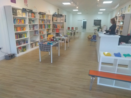 Bear Hunt Books and toys - Thumbnail