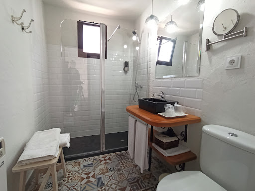 Casa Hotel | La JARANA | Zahara de la Sierra - Thumbnail