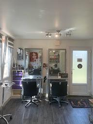 Photo n°1 de L'Hair de Céline à Leudeville (Salon de coiffure)