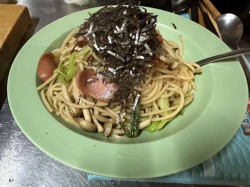 カラオケ＆ダーツ居酒屋 おれん家。