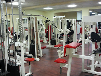 Sport & Fitness Zentrum 2000 Waldstraße 46, 65428 Rüsselsheim am Main