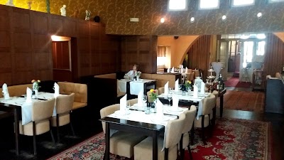 Photos of Nov&yacute; z&aacute;mek Ratboř zn&aacute;m&yacute; jako Chateau Kotěra