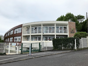Photo n°1 de Foyer de Vie (FDV) Pierre Delomez à Breuil-Bois-Robert (Association ou organisation)
