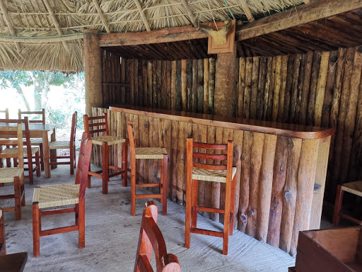 Palma Sola Club. Restaurante Artesanal Huasteco, Eventos Sociales, Campamento, Alberca, San Luis Potosí, Mexico