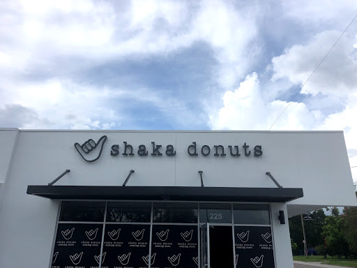 Shaka Donuts - Visual
