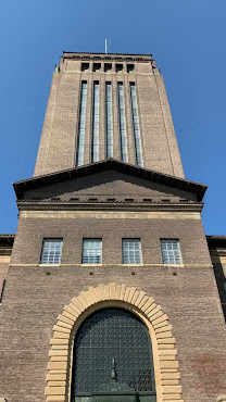 Cambridge University Library by null