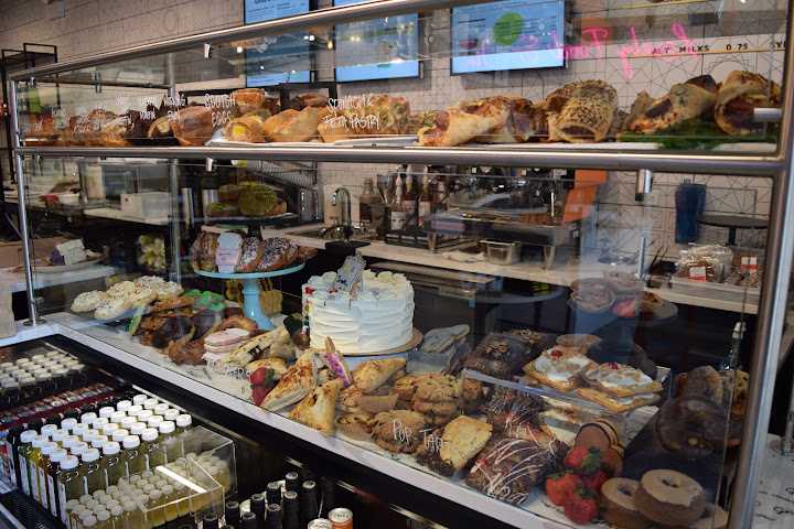 The Goddess and Grocer Fulton Market by null