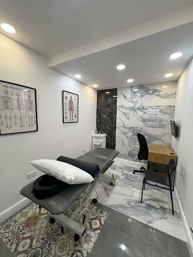 Bodylogics Physio, Sports Massage, Osteopathy Barnet