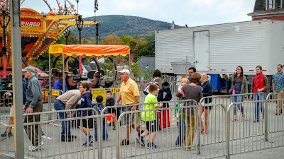 Photos of Warner Fall Foliage Festival