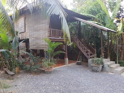 Photos of O'hamok Lodge