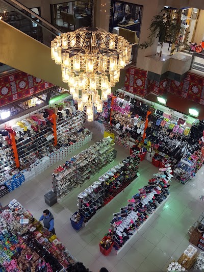 Photos of Emirate Market