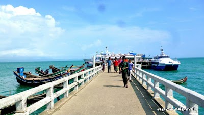 Photos of Saint Martin's Island West Beach