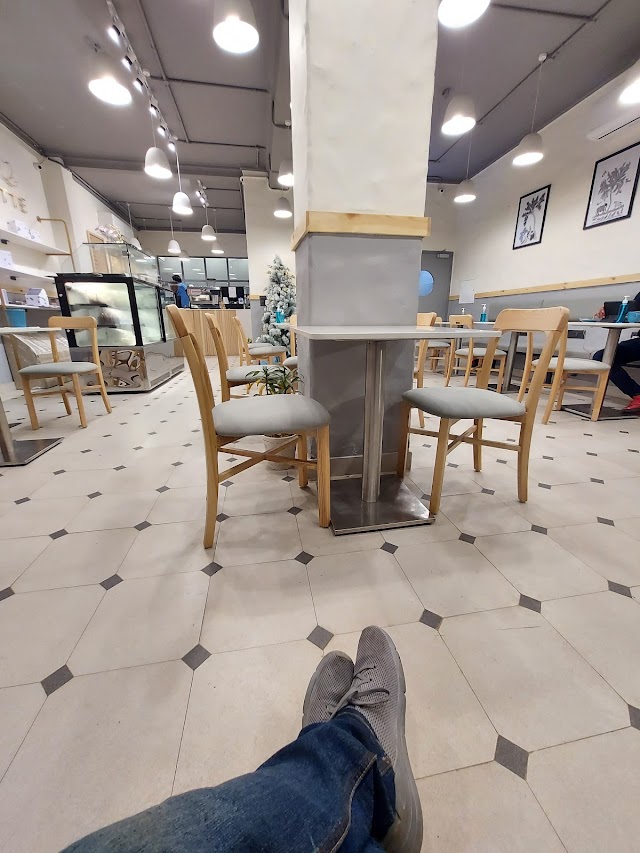 Blue Tokai Coffee | Khan Market