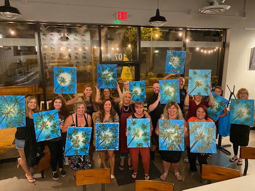 Painting and Vino - Paint and Sip Phoenix Gallery - United States
