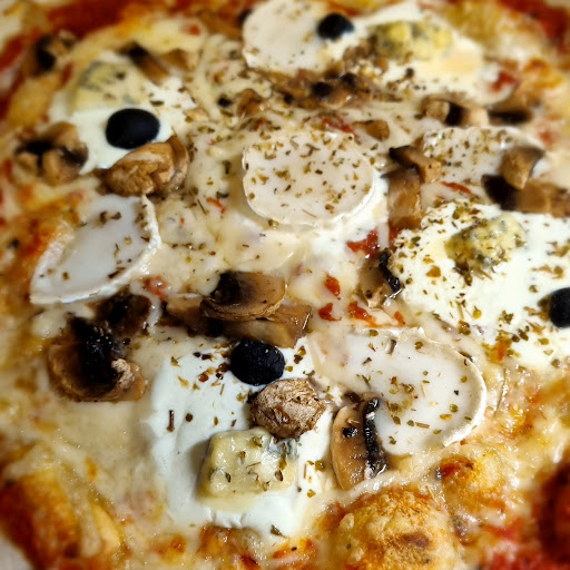 Photo 3 - CRO'K FOOD