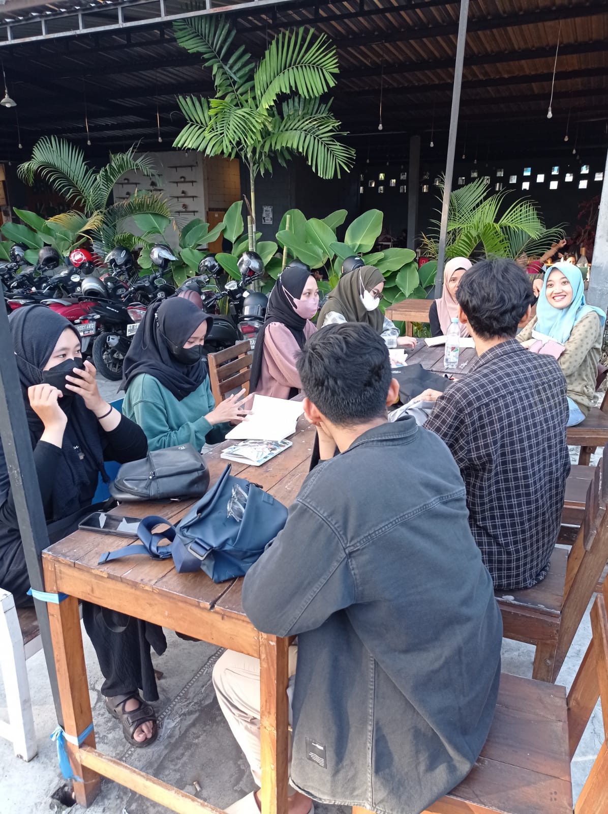 Les Bahasa Inggris di Tragah Bangkalan