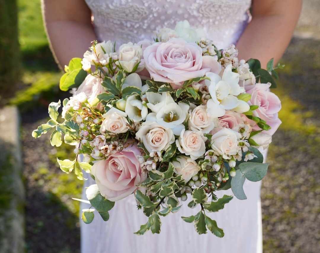 Sparkle & Lace Occasions Limited - Florists - photo 1