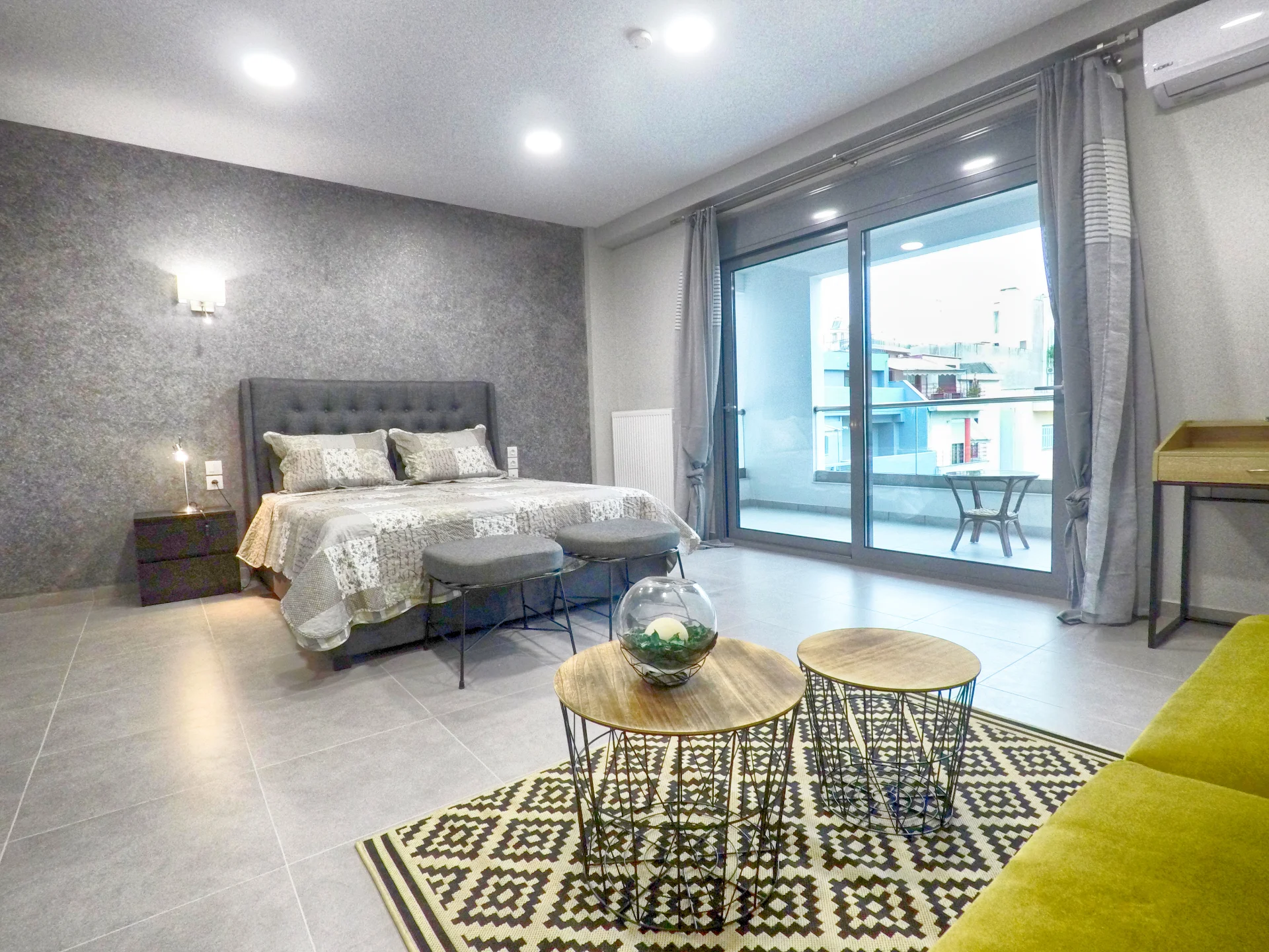 Dreamstudio in the city center